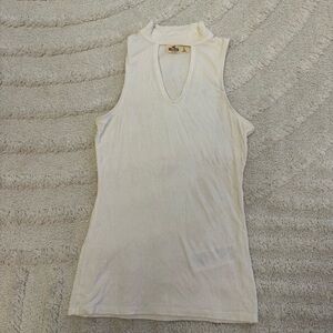 Hollister White Sleeveless Women's Mock Neck Top